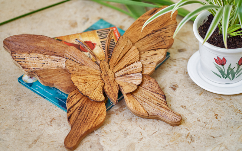 アジアン雑貨 蝶 壁掛け 木製オブジェ Z070727K 爆買 : ランドマーク