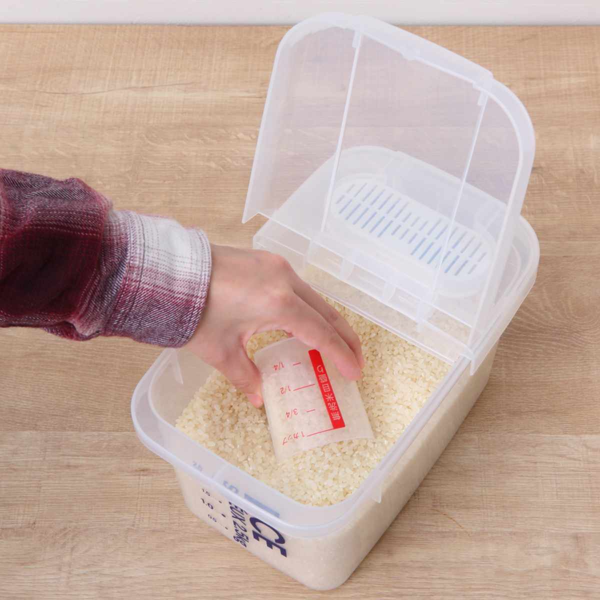 スケーター 米びつ 防虫米びつ 2kg用 セリュー （ 2kg 計量カップ付き