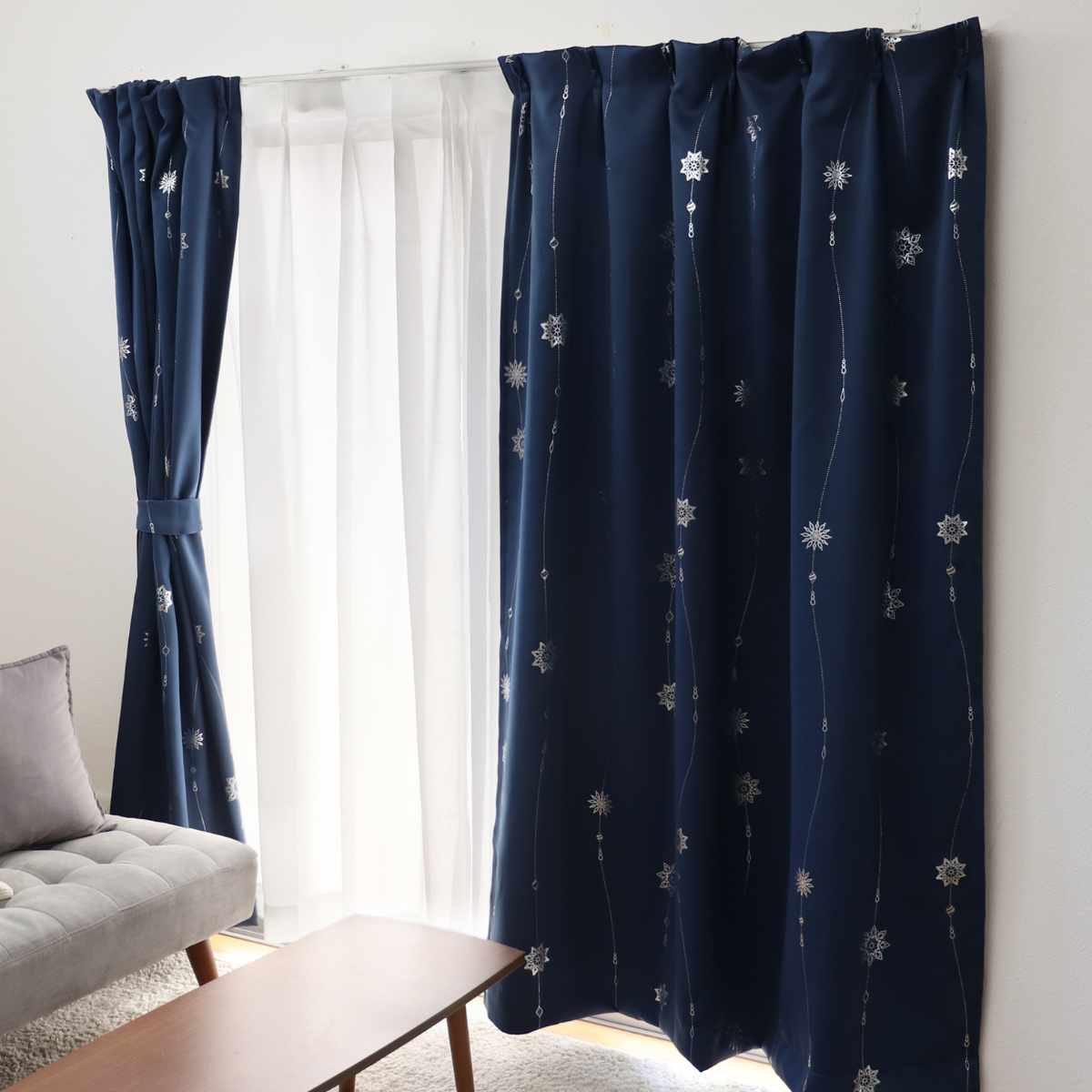 ユニベール（UNIVERS） カーテン 4枚セット 1級遮光 UVカット セラス