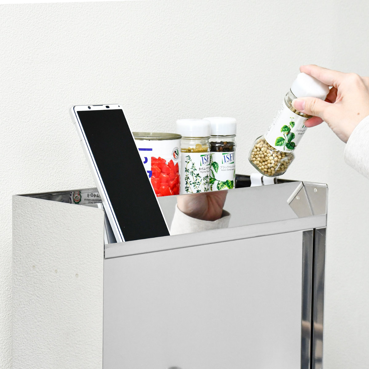 調味料ラック フラップ扉のステンレススパイスラック 調味料ポット 4個