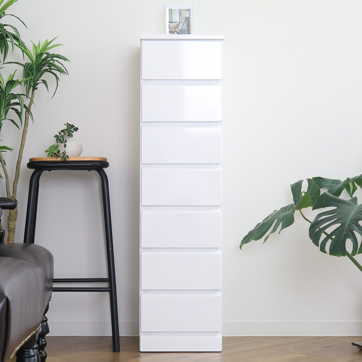 クロシオ スリムチェスト 7段 鏡面仕上げ 幅30cm （ 収納 チェスト