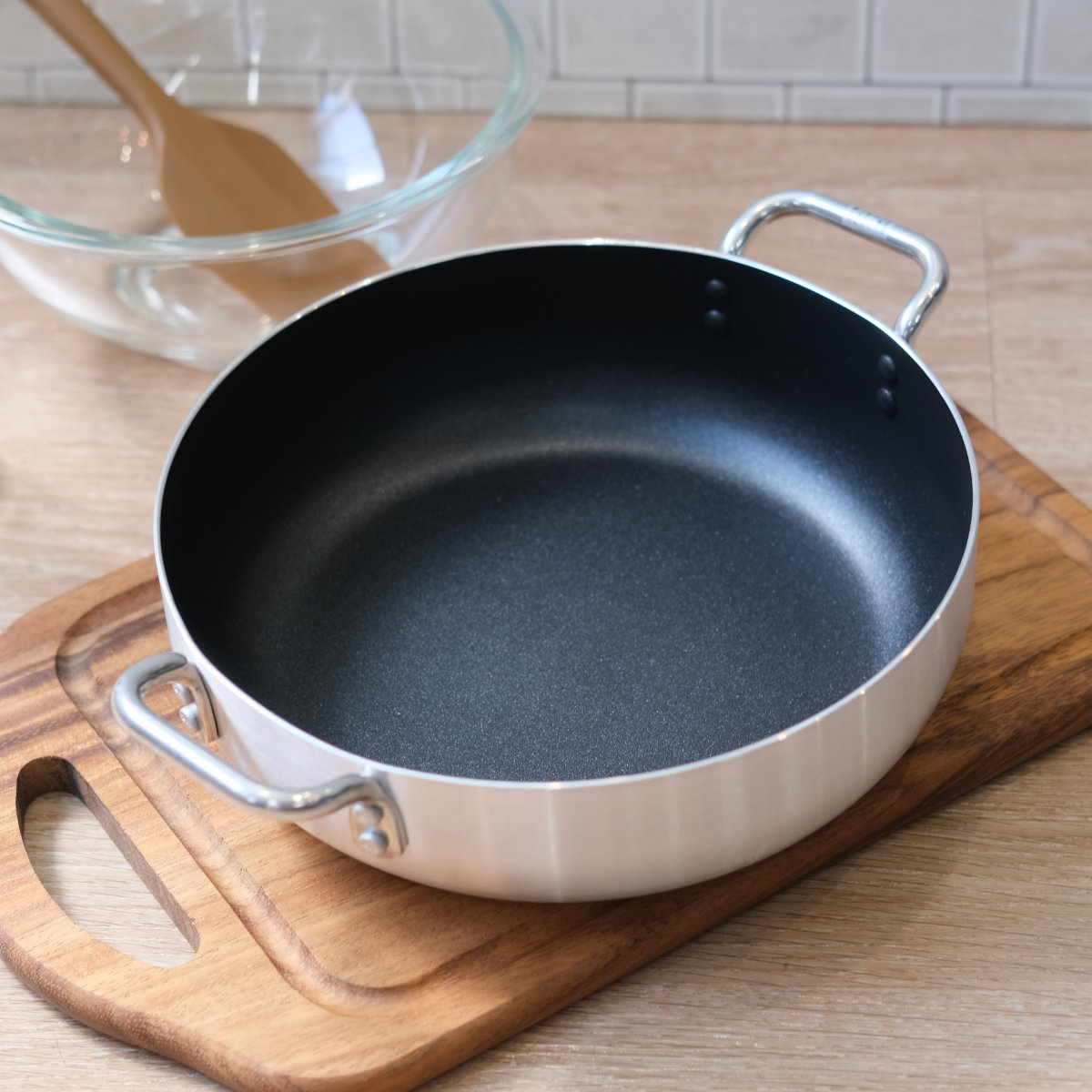 パール金属 両手鍋 22cm IH対応 オーブンにも使える卓上鍋 （ ガス火