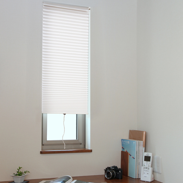 小窓用 スクリーン 断熱 幅35×丈135cm 突っ張り棒なし ハニカム