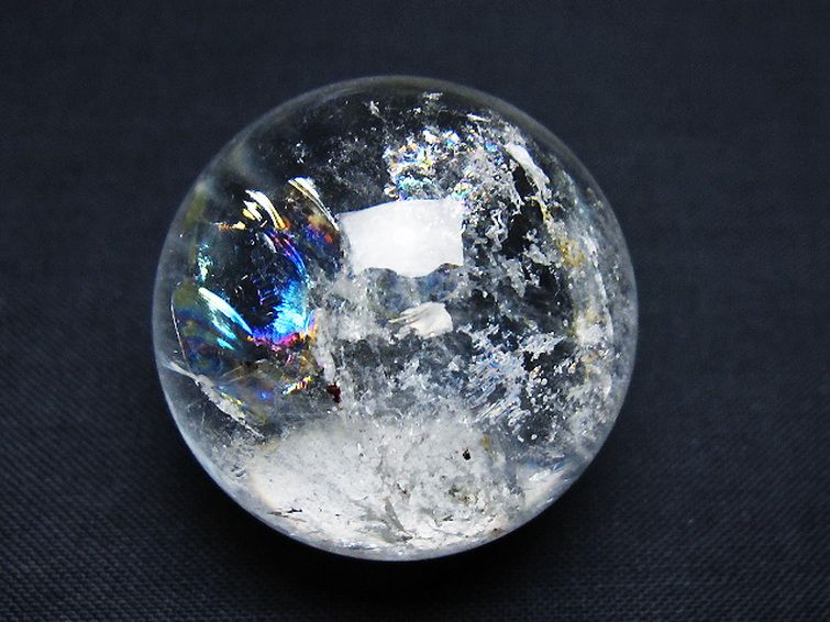 虹入り ヒマラヤ水晶 丸玉 32mm [t91-9271]