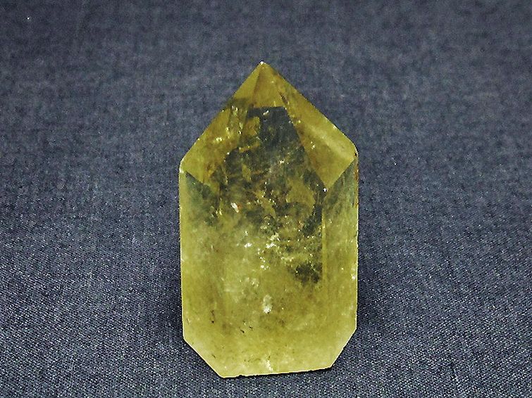 虹入り シトリン水晶 六角柱 [t98-1945]