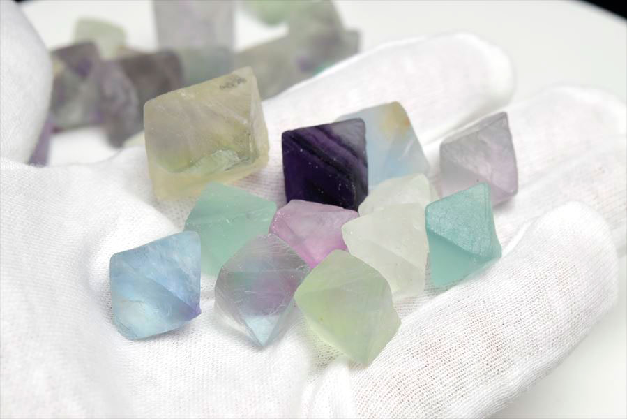 フローライト (約300g) 八面体 原石 詰め合わせ アソート マルチカラー
