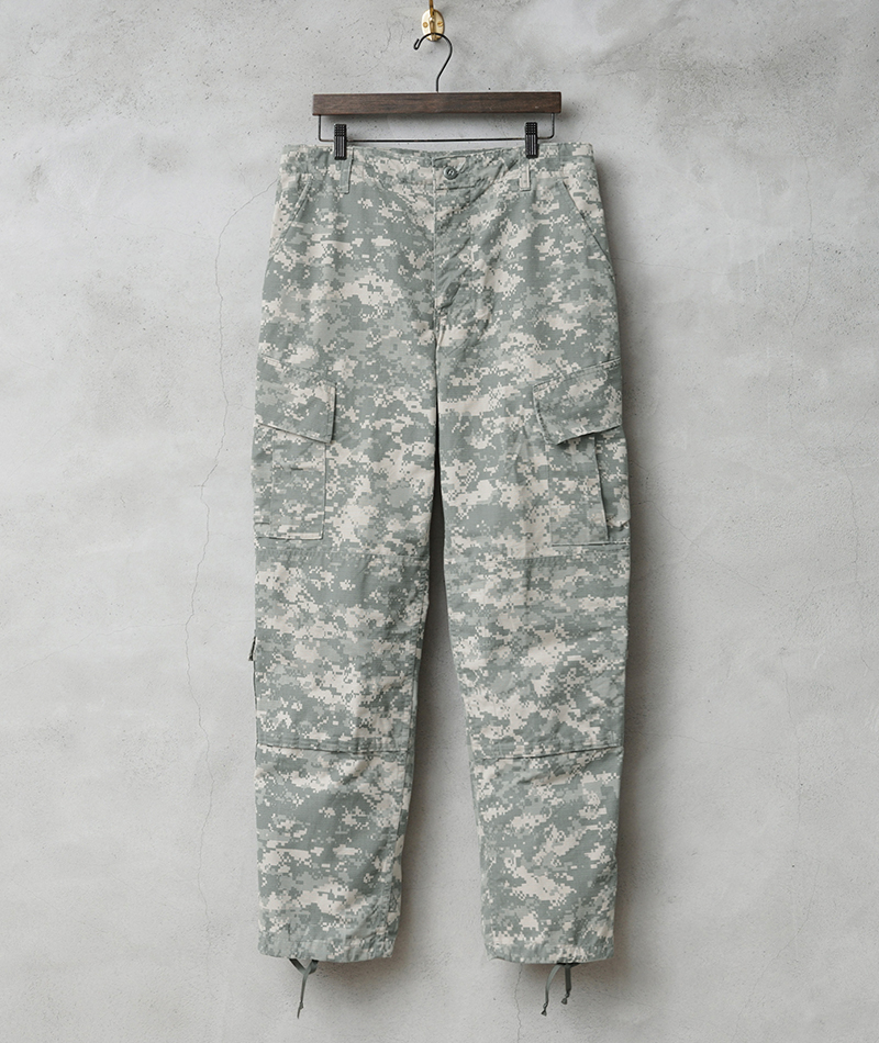 MILITARY（ミリタリー） 実物 USED 米軍 ACU コンバットカーゴパンツ