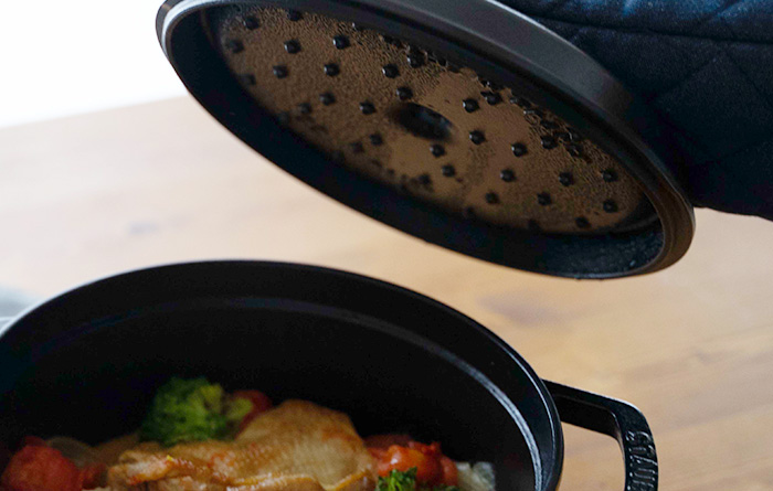 ストウブ staub ピコ ココット ラウンド 22cm 黒 40509-305 日本正規品