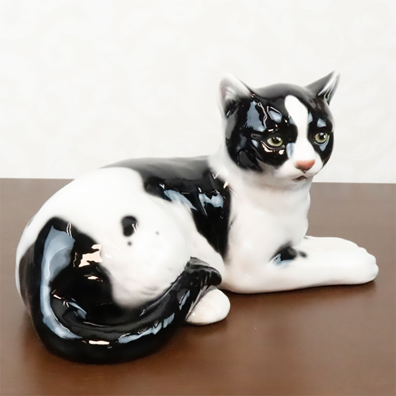 ネコ 置物 動物 オブジェ 猫 ねこ イタリア製 陶磁器 41169 置き物