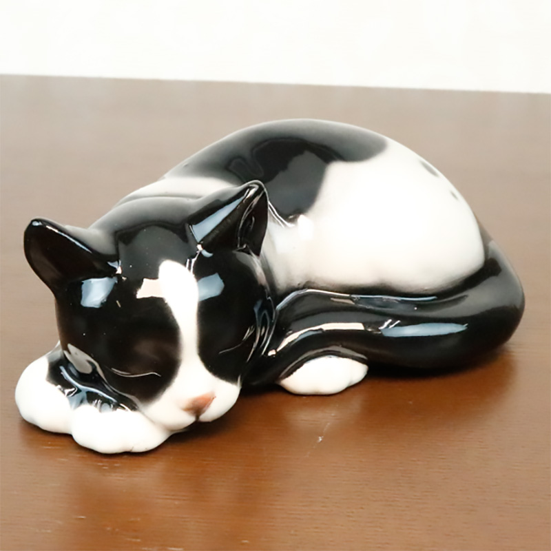 ネコ 置物 動物 オブジェ 猫 ねこ イタリア製 陶磁器 41165 置き物
