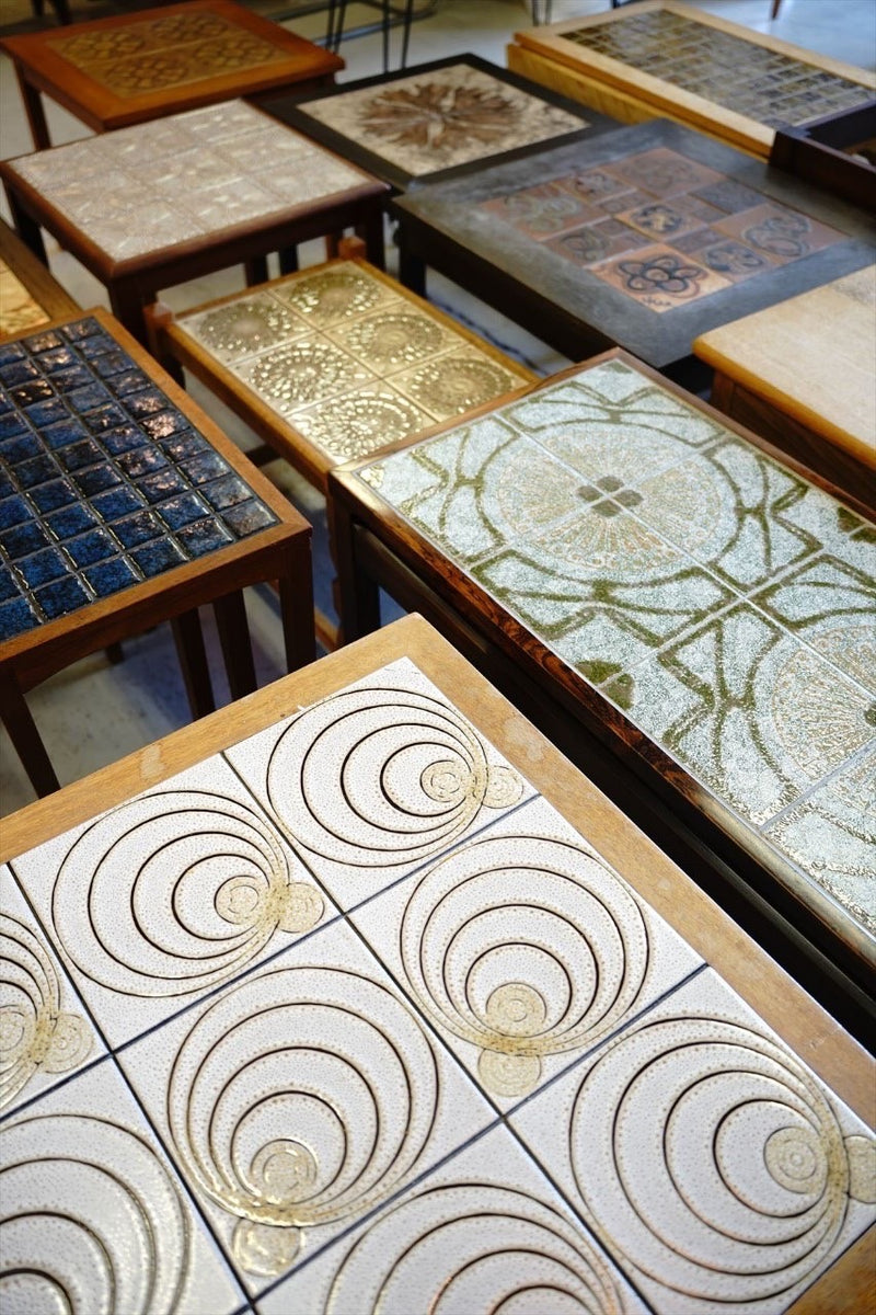 魅力が沢山、タイルトップテーブル【大和店スタッフ】