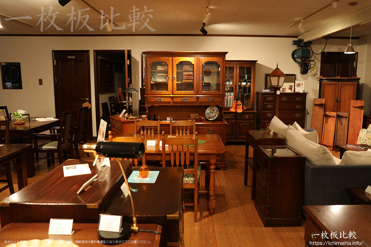 横浜クラシック家具の老舗、ノックオンウッドとは？ | 無垢材とは | 一