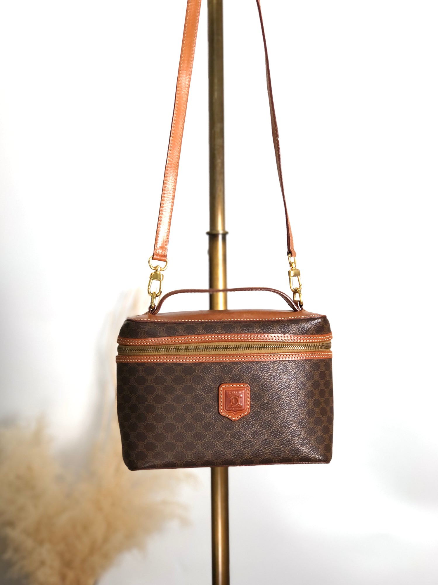 Vanity bags – VintageShop solo