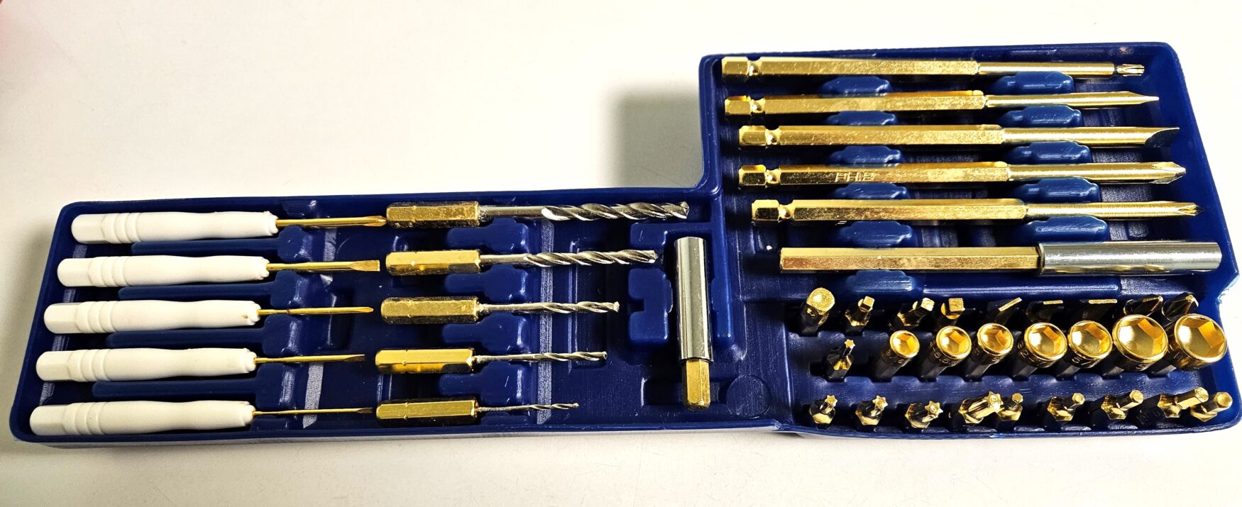 Tray of Gold Plated Corrosion resistant Screwdriver Bits and