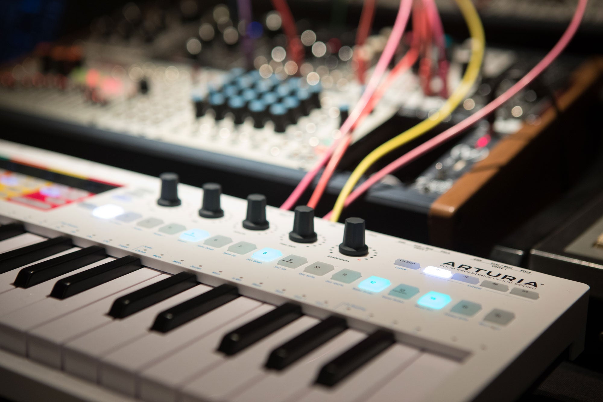 Arturia KeyStep Pro – DJ TechTools