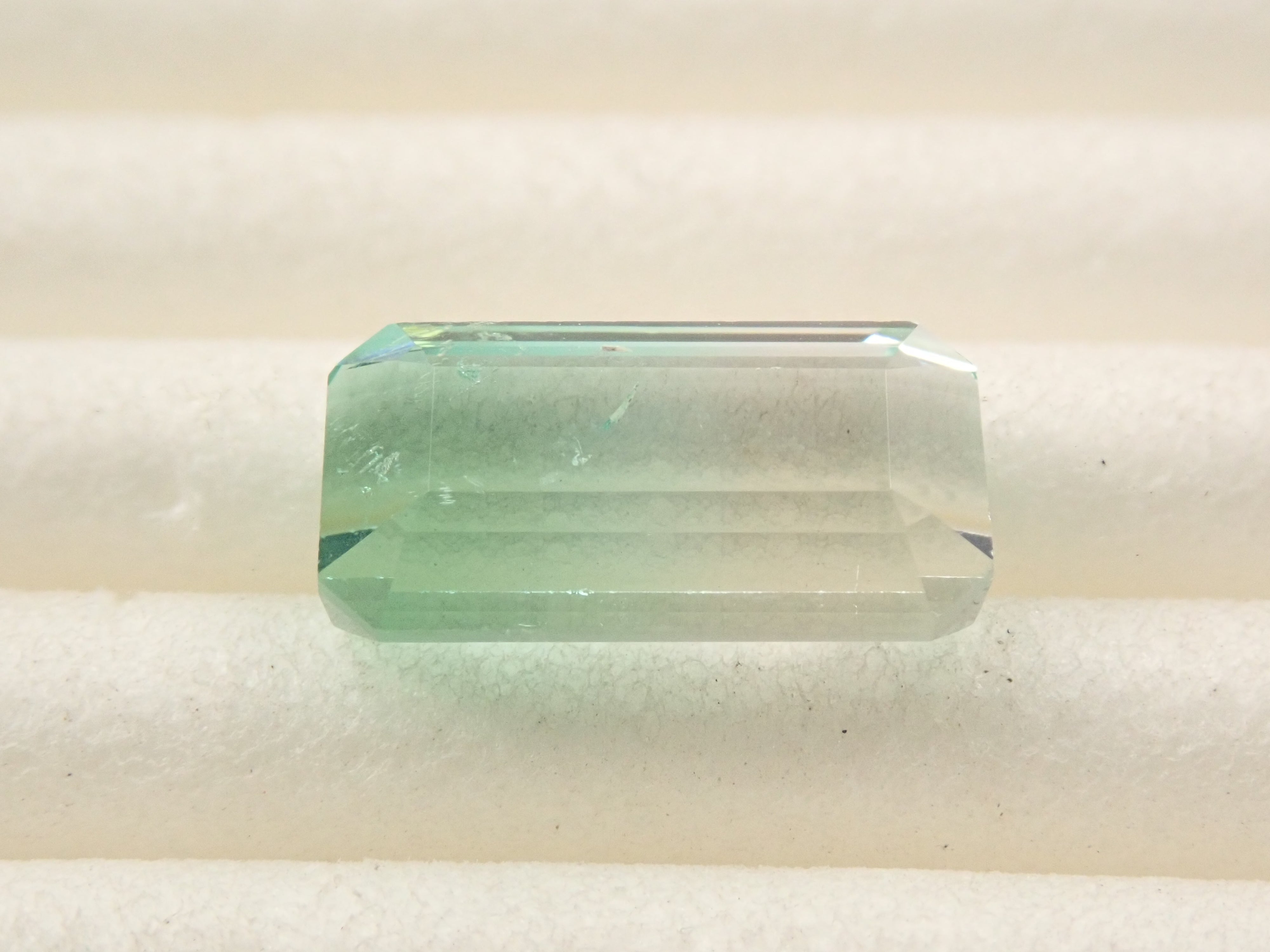 アフガニスタン産バイカラートルマリン 1.653ctルース