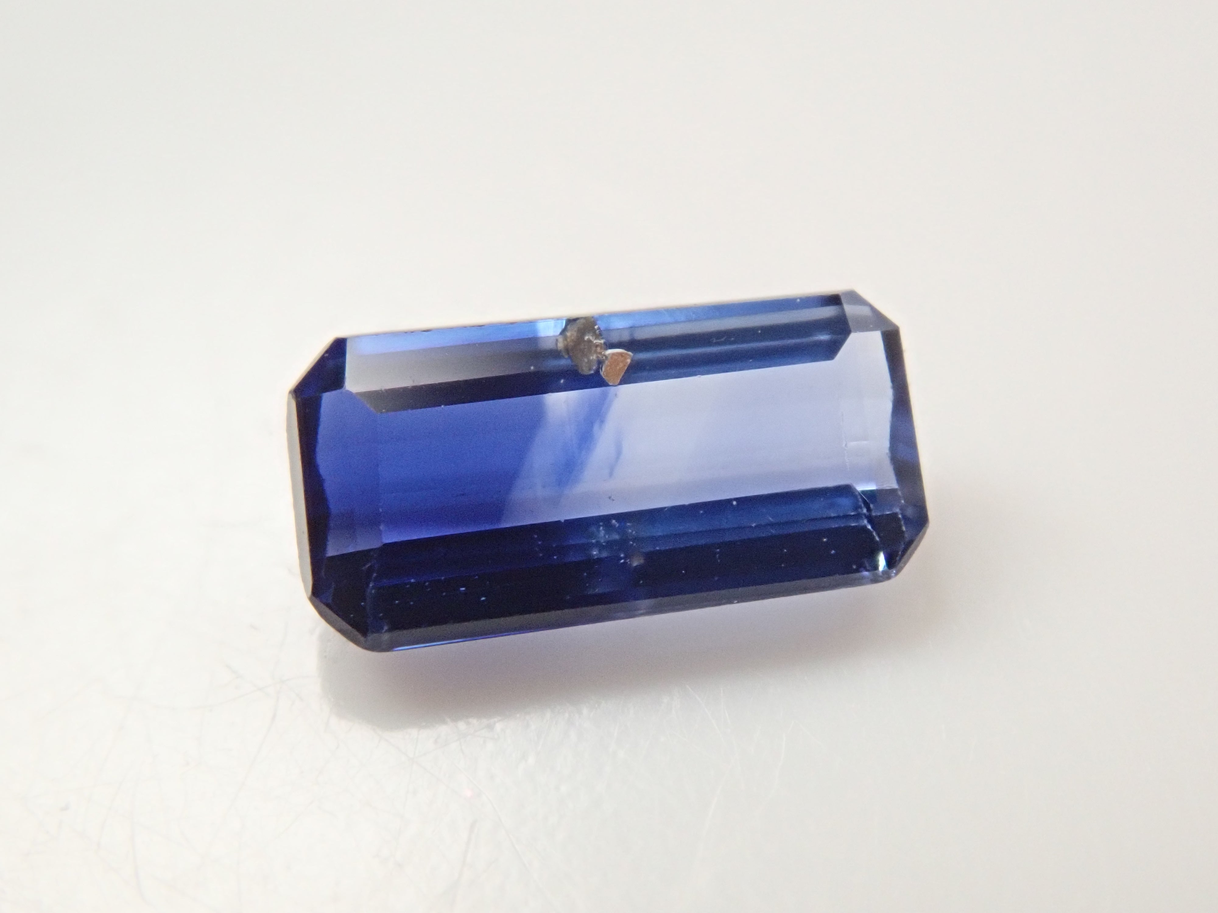 バイカラーサファイア 0.301ctルース