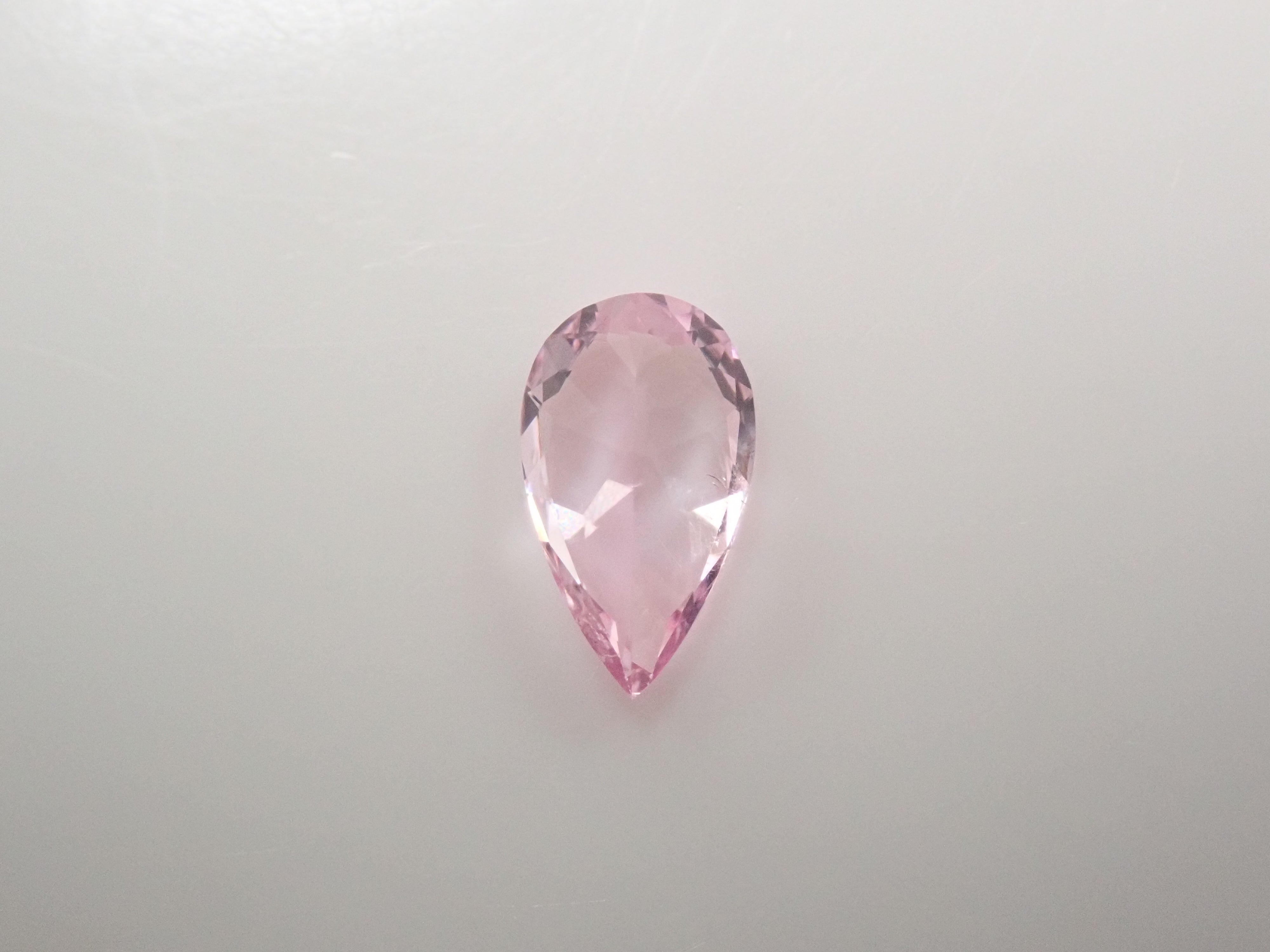 タンザニア産ピンクゾイサイト 0.242ctルース