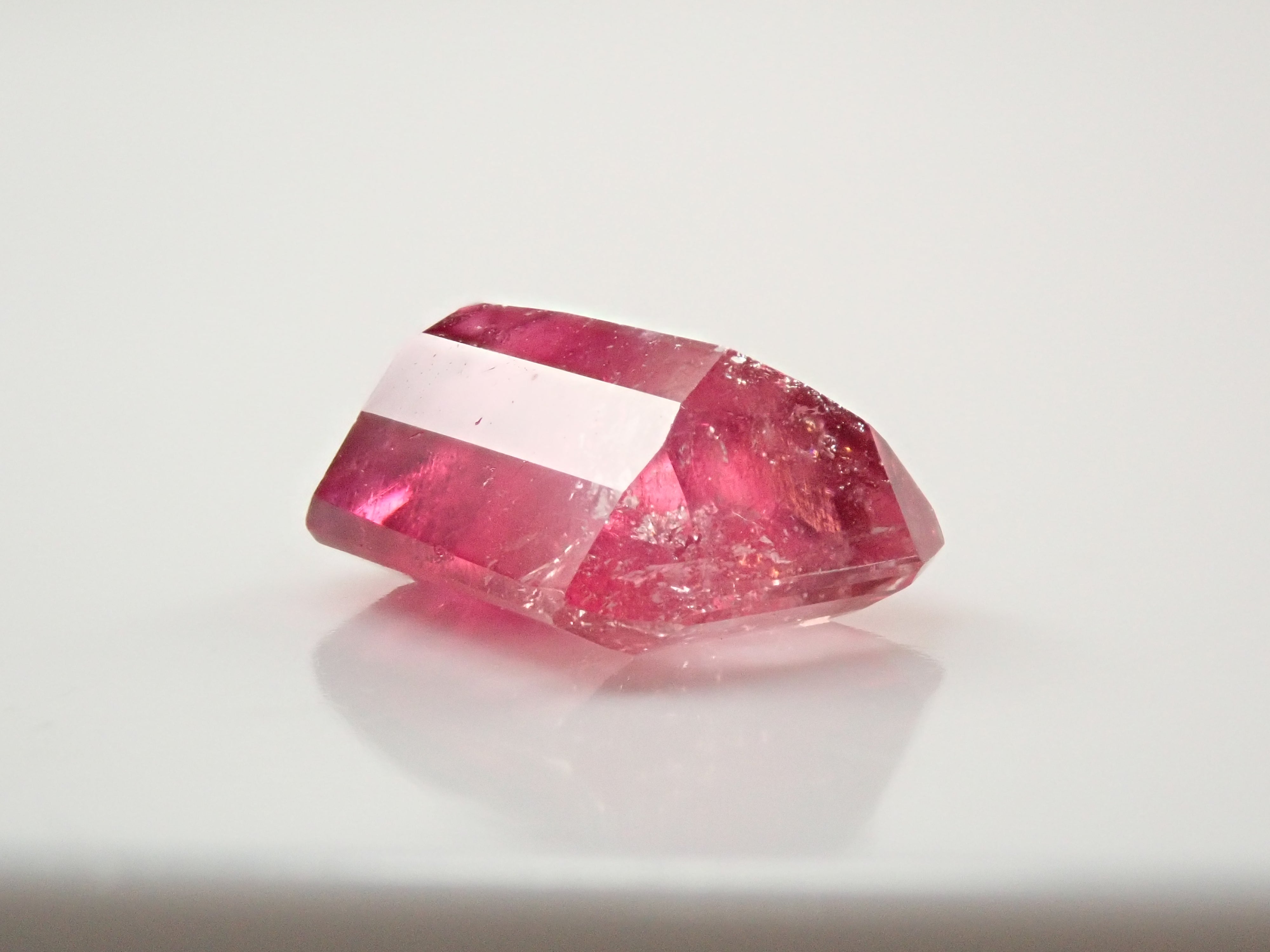 アフガニスタン産バイカラートルマリン（通称名：バイカラールベライト