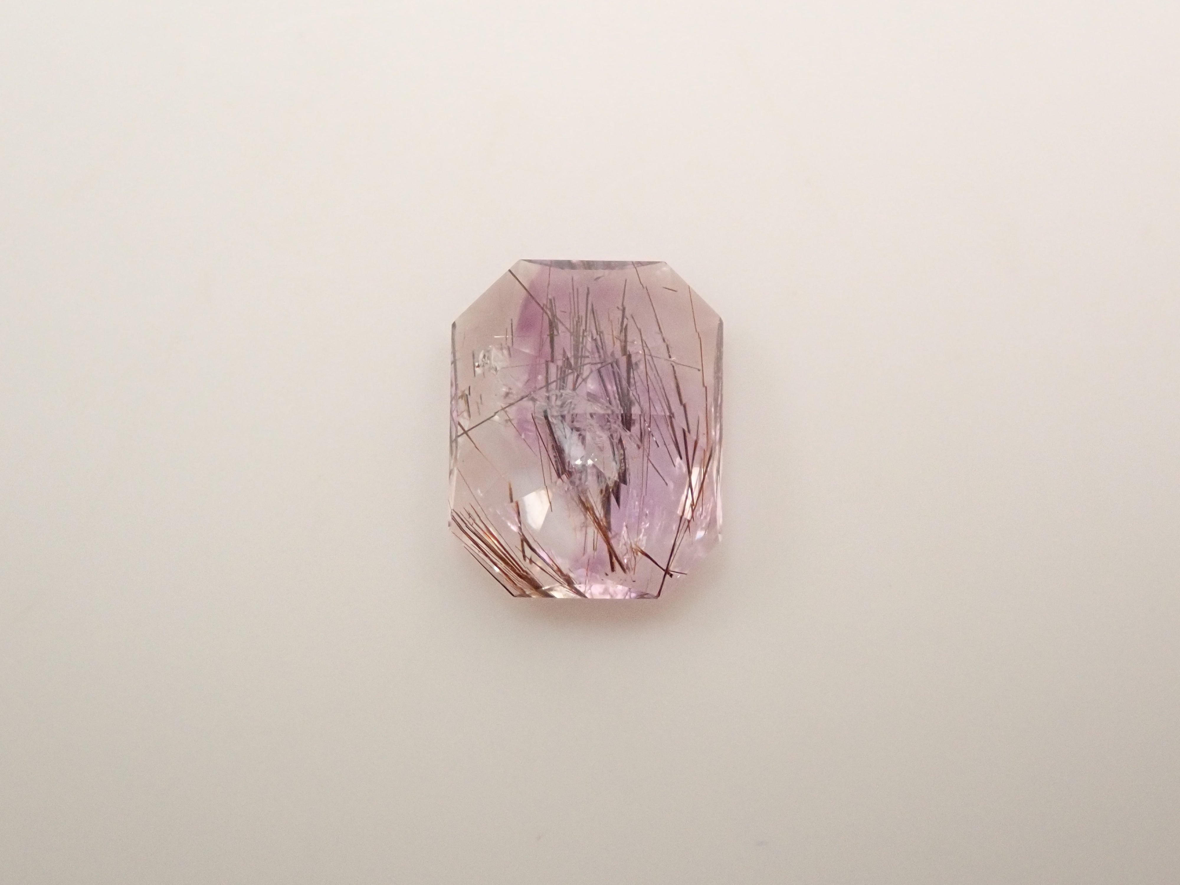 ブラジル産エレスチャルアメジスト 0.724ctルース