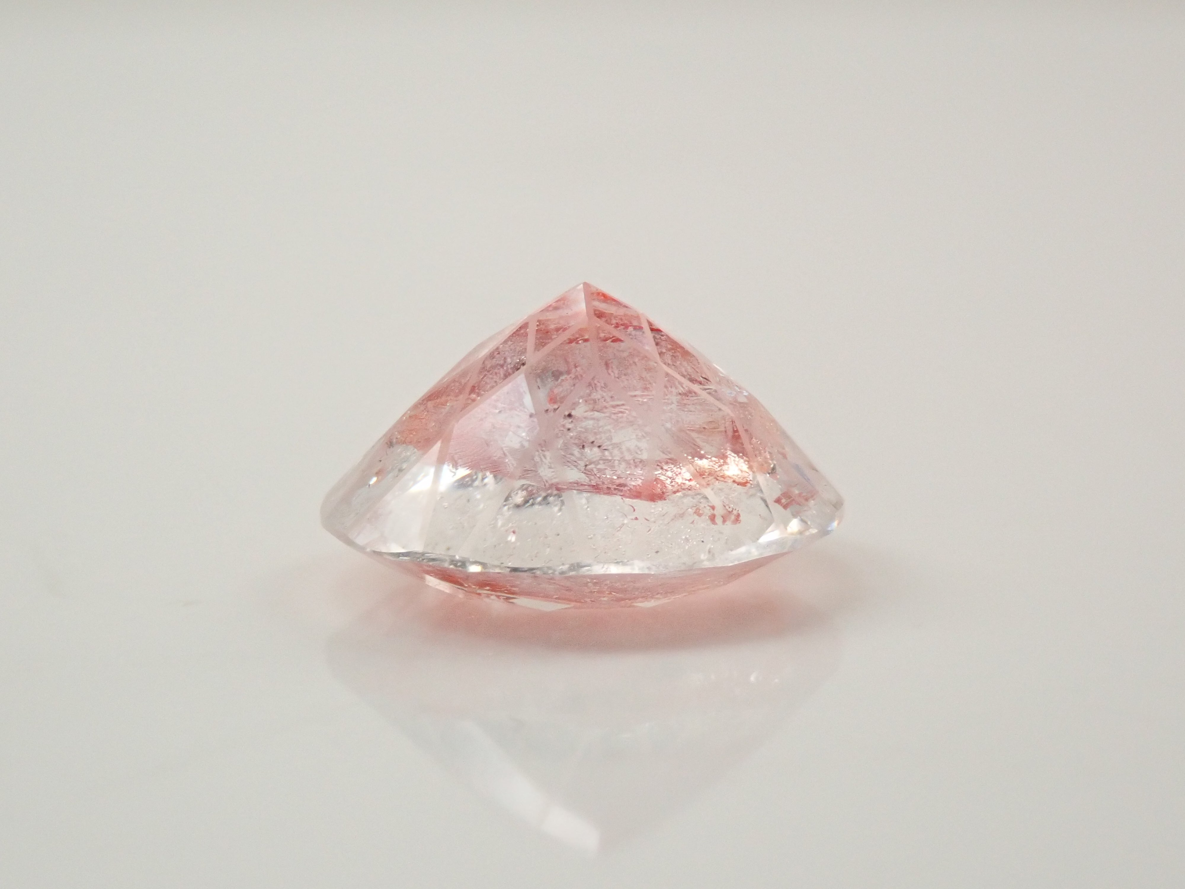 ライモナイトインクォーツ（オーロラクォーツ） 7.281ctルース