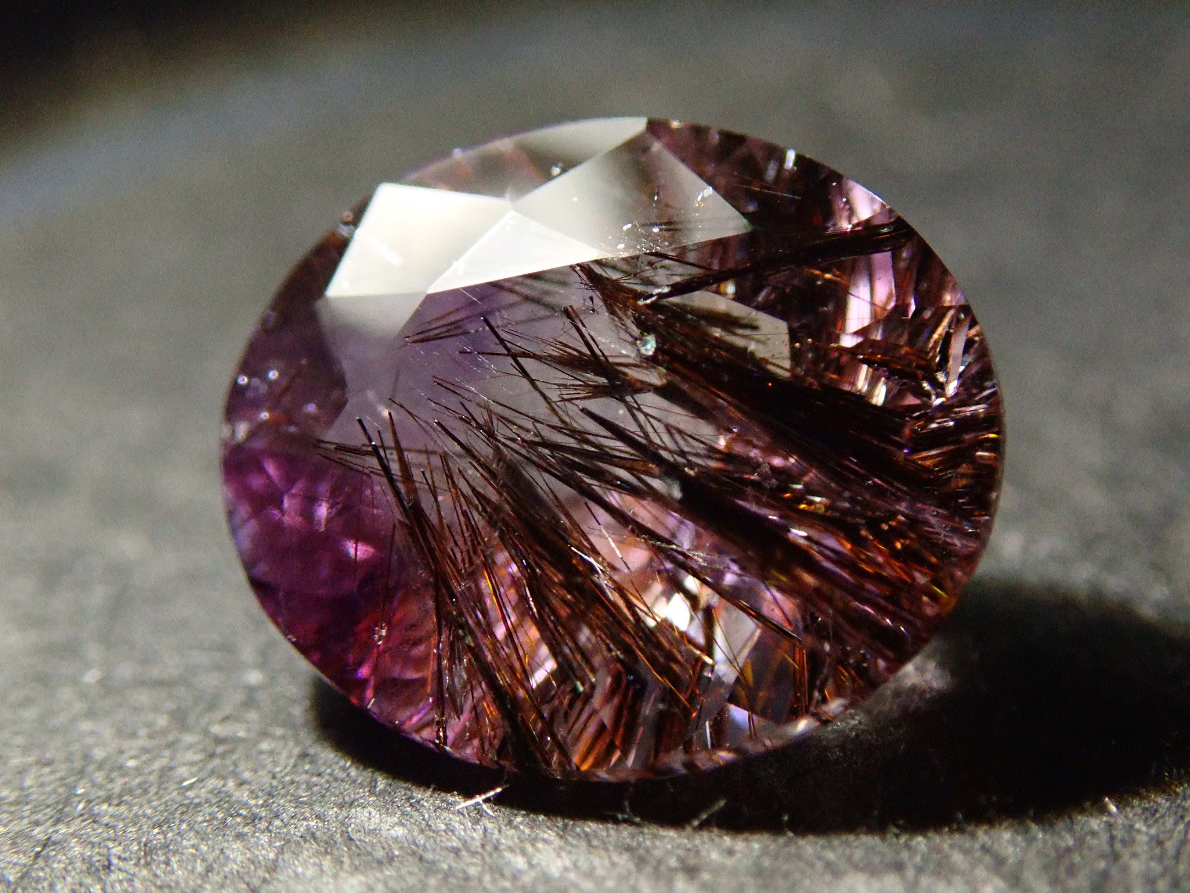 ブラジル産エレスチャルアメジスト 1.378ctルース