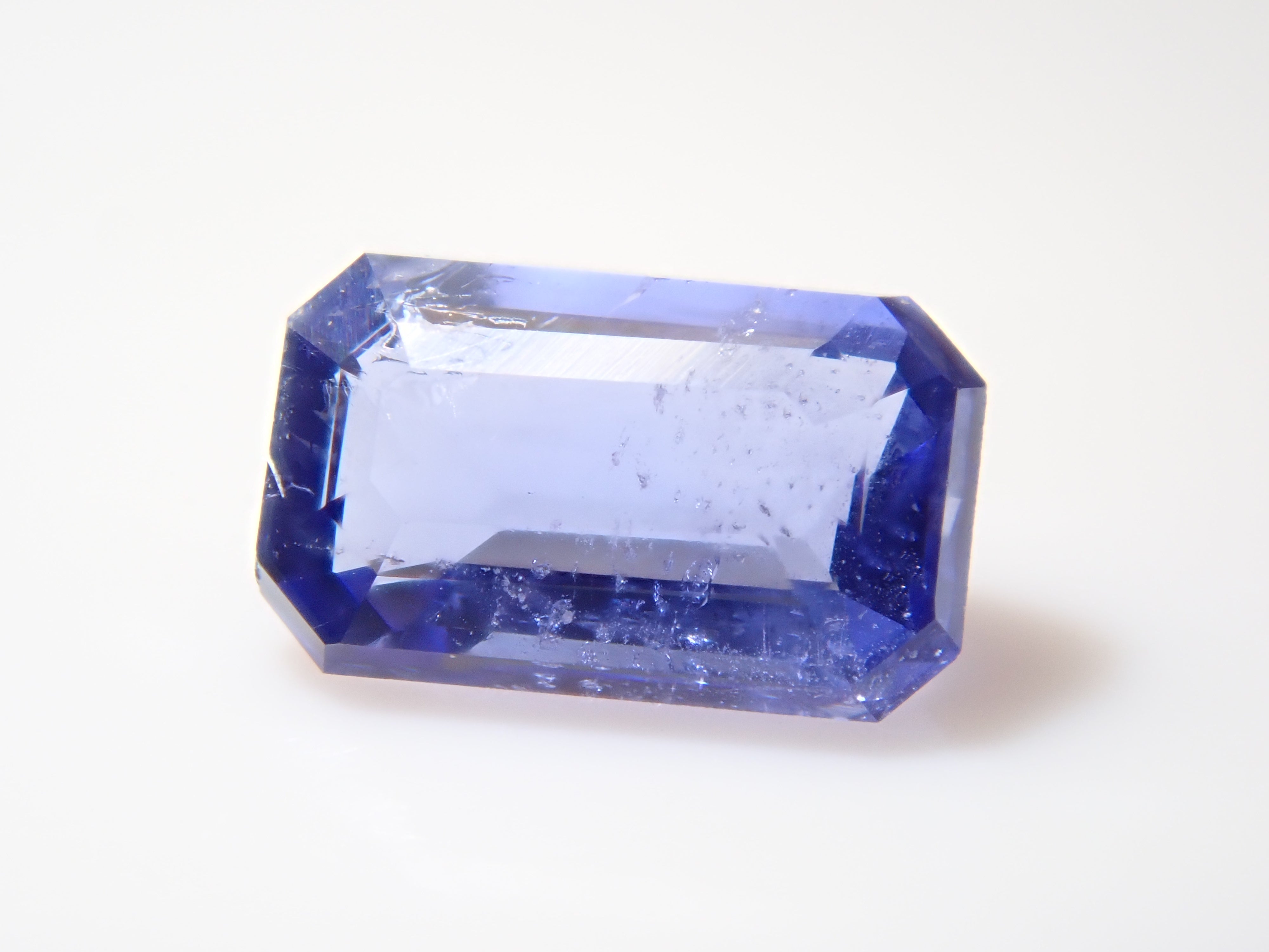 アフガニスタン産ハックマナイト 0.177ctルース