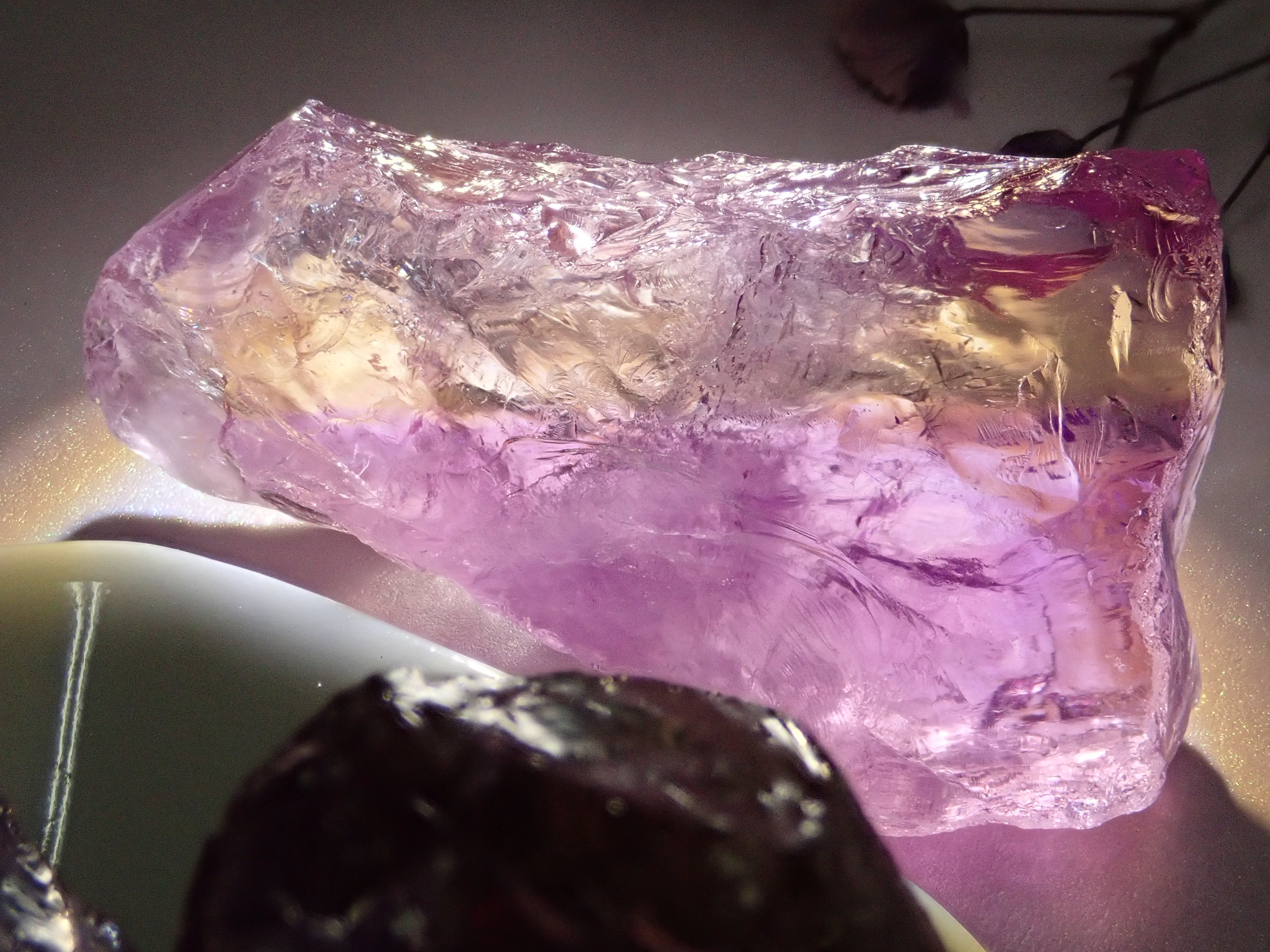 アメトリン 原石1石（約60~70ct)《複数購入割引有》