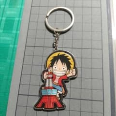 ワンピースグッズ 東京土産 キーホルダー ルフィ＆東京タワー - メルカリ
