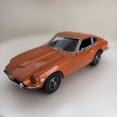ダットサン240Z 1970年式 オレンジ 1/24スケール - メルカリ
