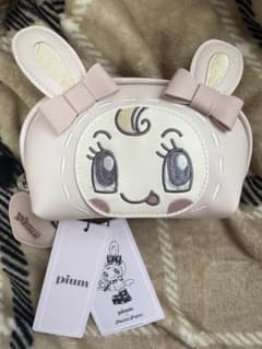 ラスト1つ》pium × mezzo piano ベリエちゃん ポーチ ピウム - メルカリ