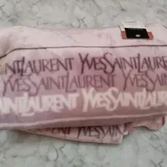 2026年最新】イヴサンローラン ダウンケットの人気アイテム - メルカリ