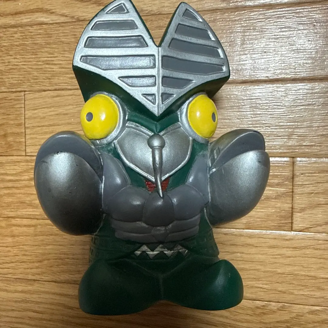 2026年最新】バルタン星人貯金箱の人気アイテム - メルカリ