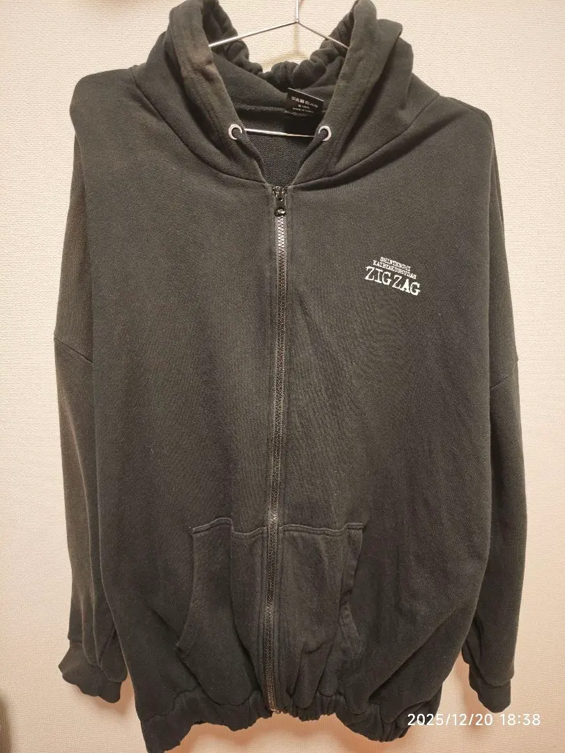 2026年最新】新天地開闢集団ジグザグ パーカーの人気アイテム - メルカリ