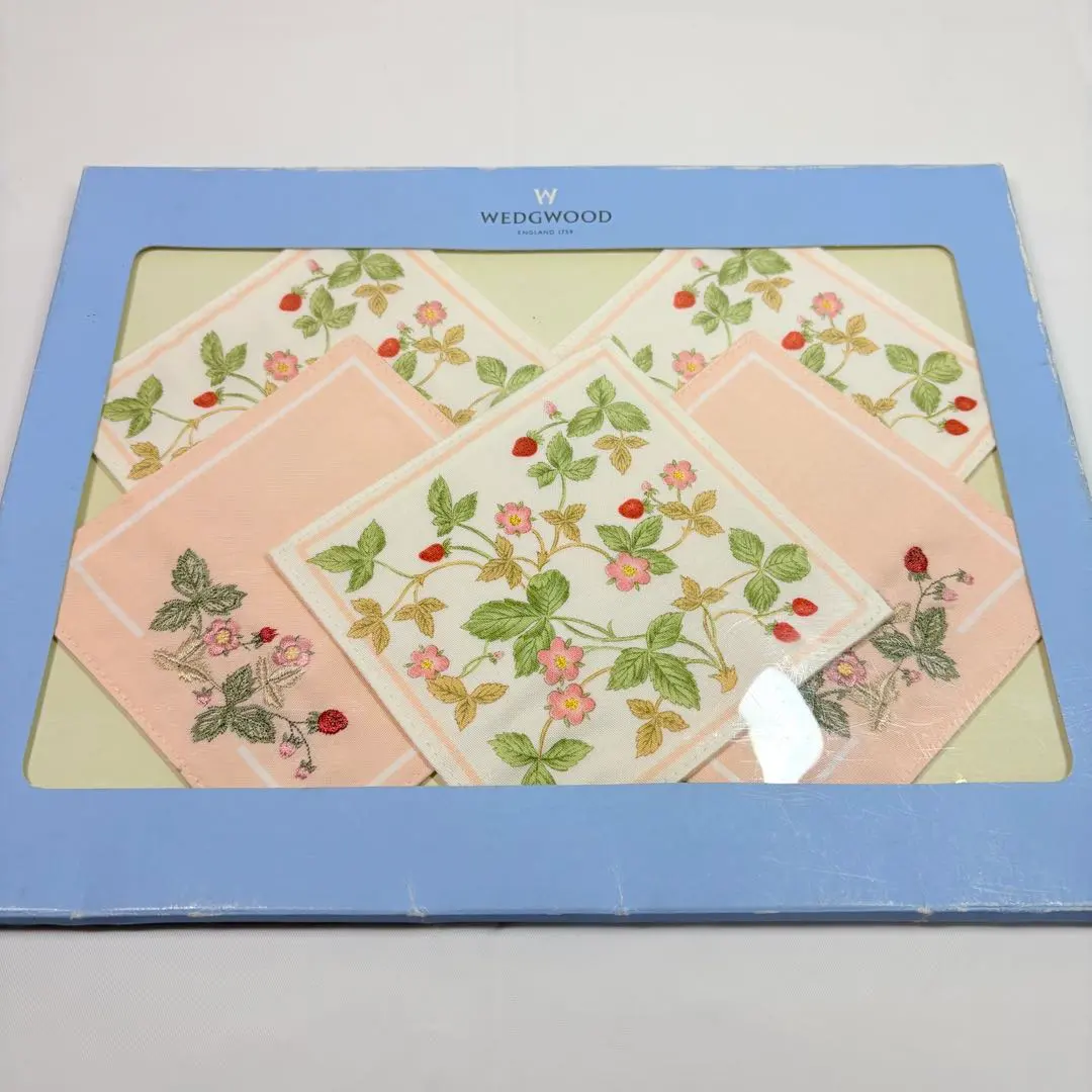 2026年最新】ウェッジウッド ワイルドストロベリー テーブルクロスの