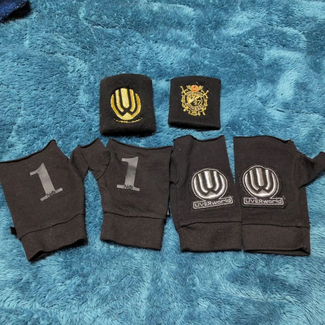 2026年最新】UverWORLD グローブ 初代の人気アイテム - メルカリ