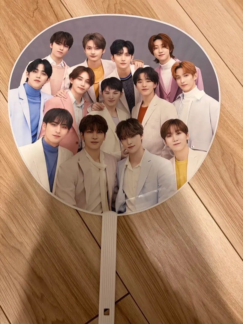 2026年最新】seventeen うちわ 全員の人気アイテム - メルカリ