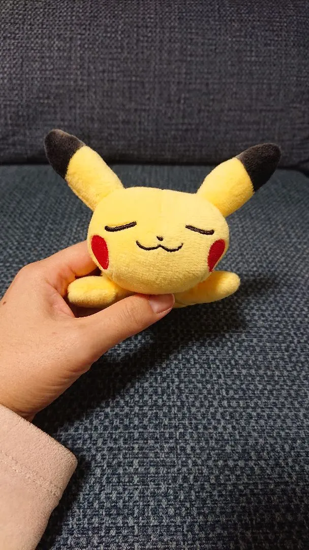 2026年最新】ピカチュウくったりの人気アイテム - メルカリ