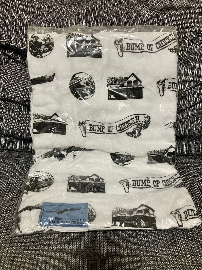 2026年最新】BUMP OF CHICKEN 2008 タオルの人気アイテム - メルカリ