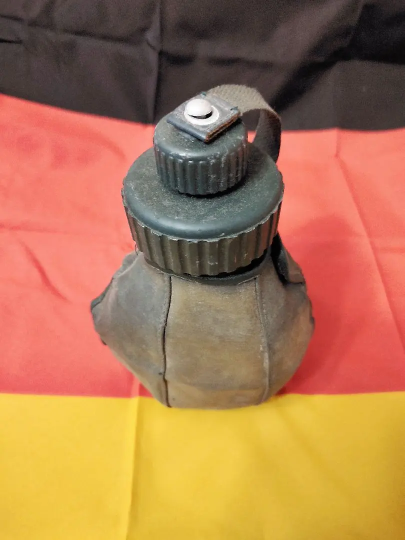 2026年最新】軍 水筒の人気アイテム - メルカリ