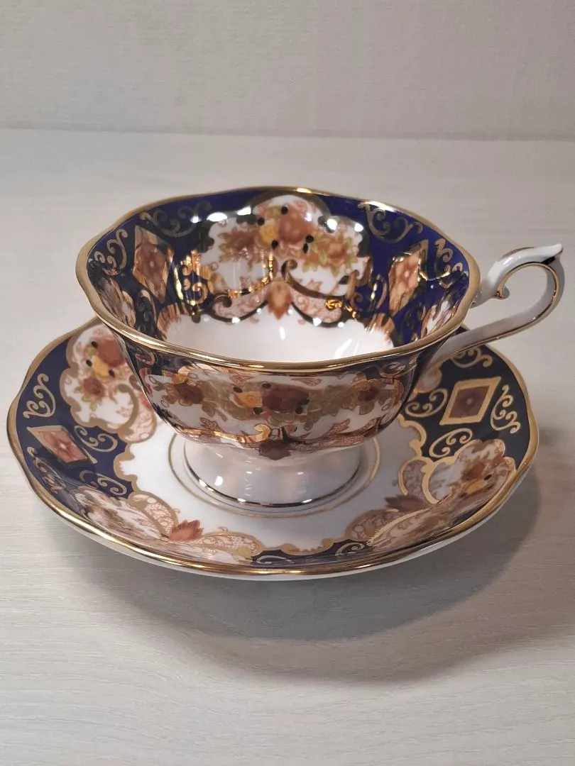 2026年最新】ロイヤルアルバート エアルームの人気アイテム - メルカリ