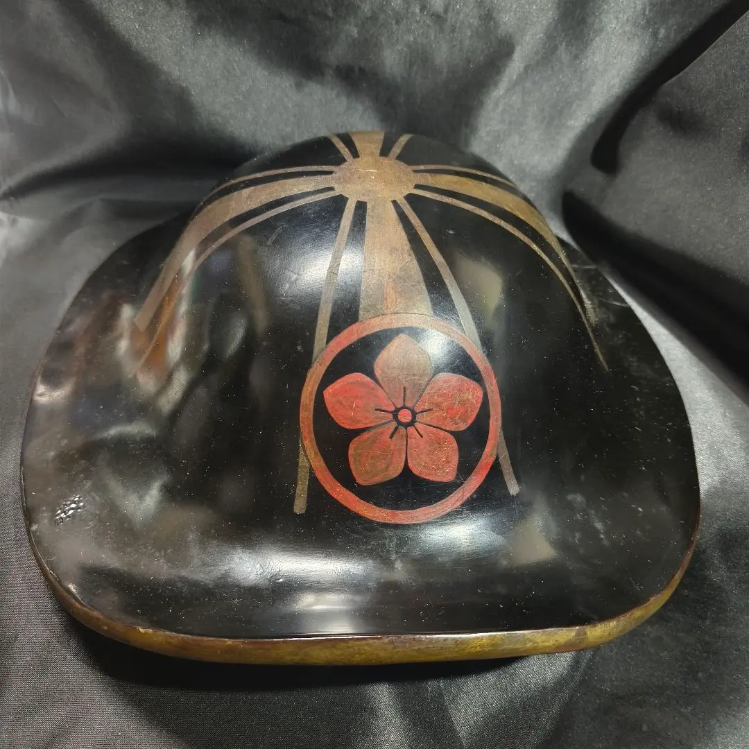 m70462292865_1.jpg?1763999316