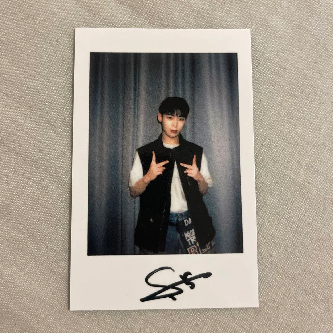 2026年最新】enhypen サイン ポラロイドの人気アイテム - メルカリ