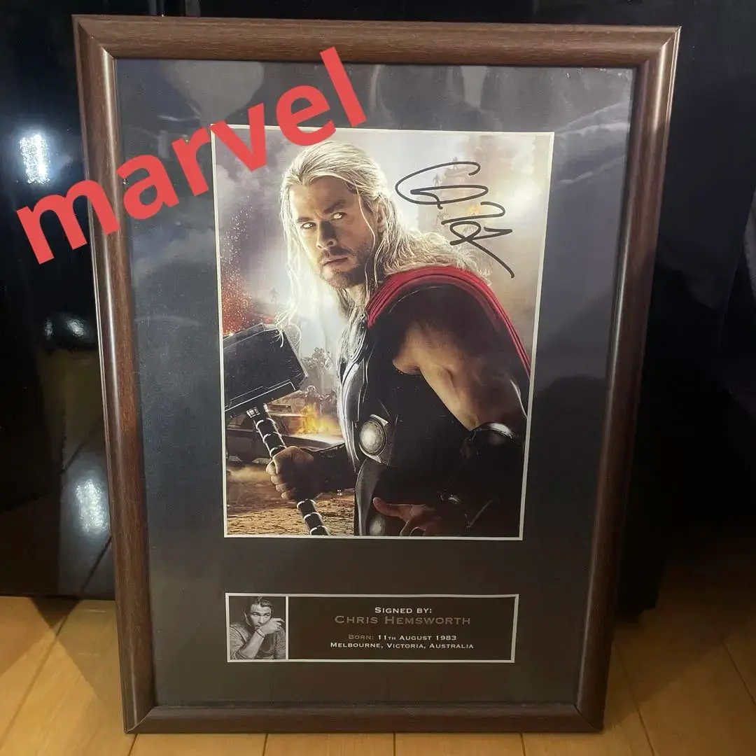 2026年最新】クリス・ヘムズワース サインの人気アイテム - メルカリ