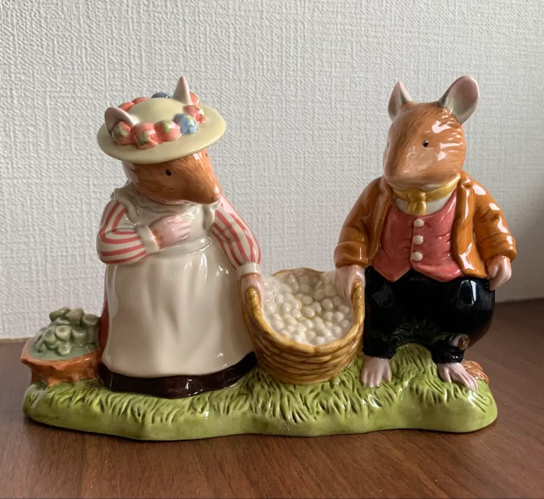 2026年最新】ロイヤルドルトン ブランブリーヘッジ フィギュリンの人気