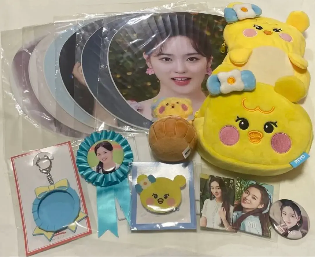 2026年最新】niziu バッグチャーム リヨの人気アイテム - メルカリ