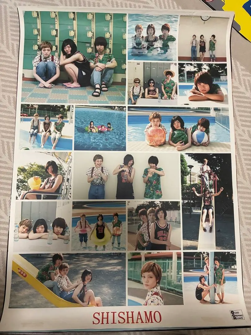 2026年最新】shishamo ポスターの人気アイテム - メルカリ
