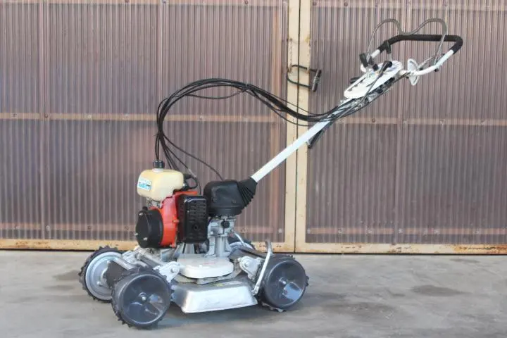 2026年最新】草刈 機 スパイダー モアの人気アイテム - メルカリ