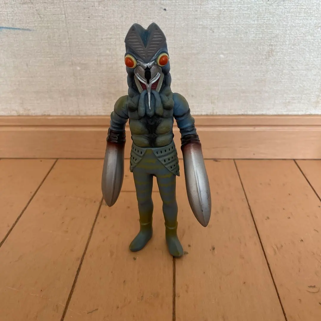 2026年最新】バルタン星人 特大 フィギュアの人気アイテム - メルカリ