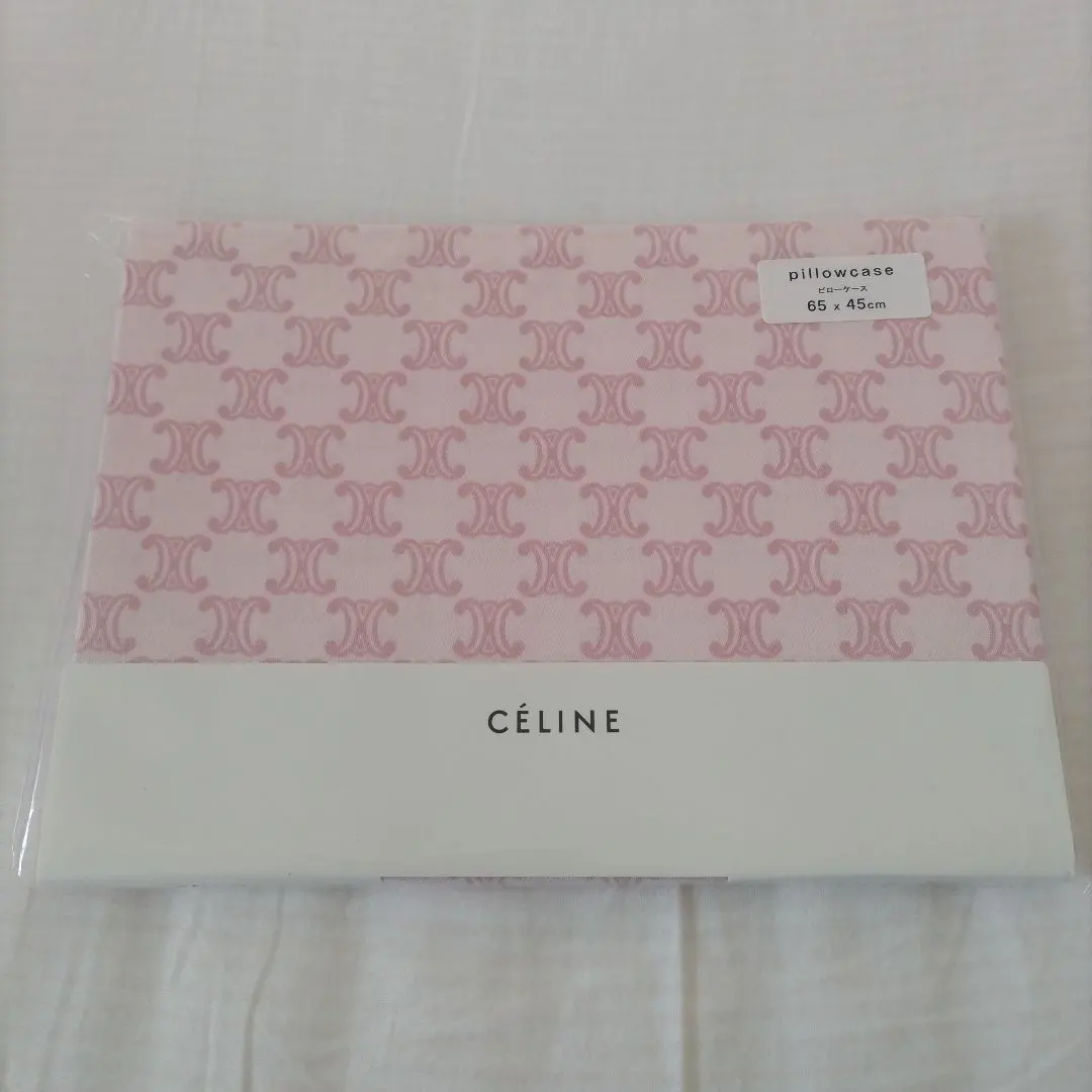 2026年最新】CELINE 枕カバーの人気アイテム - メルカリ